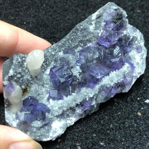 110.9gNatural rare Tanzanian blue purple fluorite and crystal symbiotic cluster mineral specimen HEALING CRYSTAL QUARTZ GEM