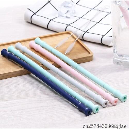 200Sets Silicone Straws Reusable Folding Drinking Straw with Carrying Case and Cleaning Brush for Travel
