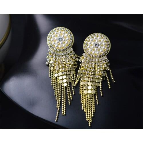 Pearl tassel long earrings, exquisite and high-end earrings