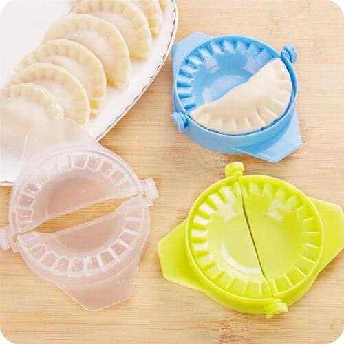 Plastic Dumpling Molds Chinese Food Jiaozi Maker Dough Press Dumpling Pie Ravioli Hand Mould Kitchen Creative DIY Tools