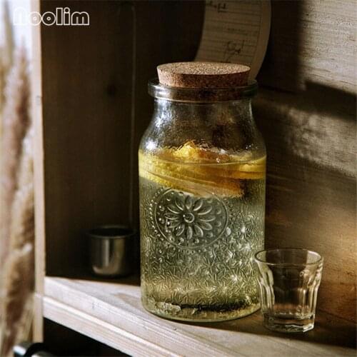 European Glass Embossed Grains Dried Fruit Snack Storage Tank with Wooden Lid Candy Jar Seasoning Box Honey Bottle Tea Caddy