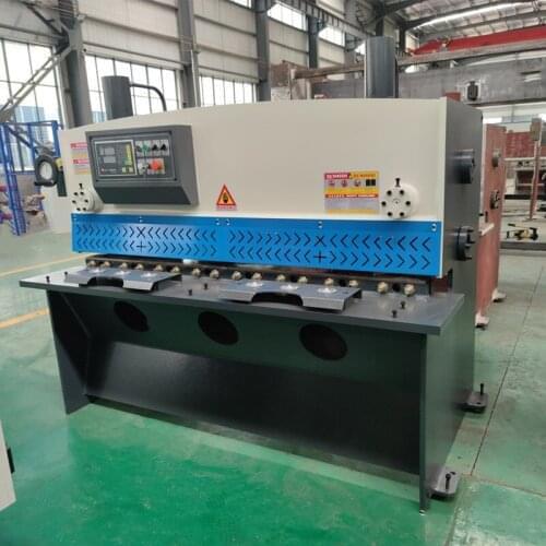 Hydraulic Shearing Machine, MD11 System Guillotine Shear Cutter for 8MM Iron and Steel Plate Forming with Smooth Cutting Surface