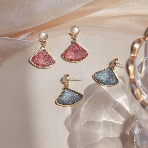 Korean Temperament Simple Blue Crystal Fan-shaped Clip Earrings Female Geometric Water Drop Opal Ear Clip Earrings No Piercing