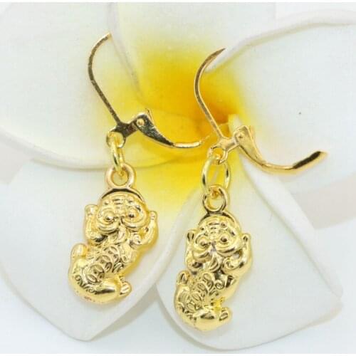 Free shipping women fashion unique charms animal design 10*18mm gold-color dangle earrings drop earring diy jewelry B2657
