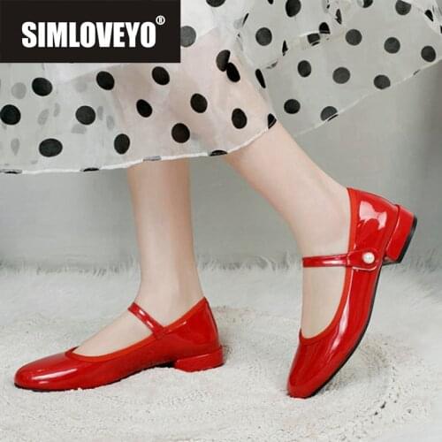 REAVE CAT New 2021 Women Flat Shoes Round Toe Patent Leather Soft Pearl Mary Jane Classic Student Big Size 34-43 Casual A3817