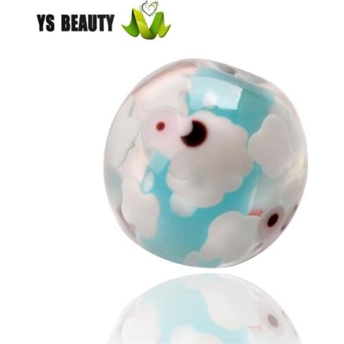 Lamb blue sky white cloud coloured glass bead lamp work Handicraft article accessory bead home decoration pendant bead