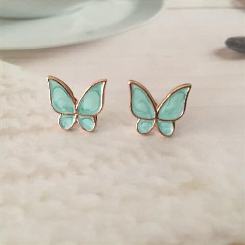 2020 New Fashion Gold Color Alloy Green Butterfly Stud Earrings Cute Insect Stud Earrings for Women and Girl Modern Fashion