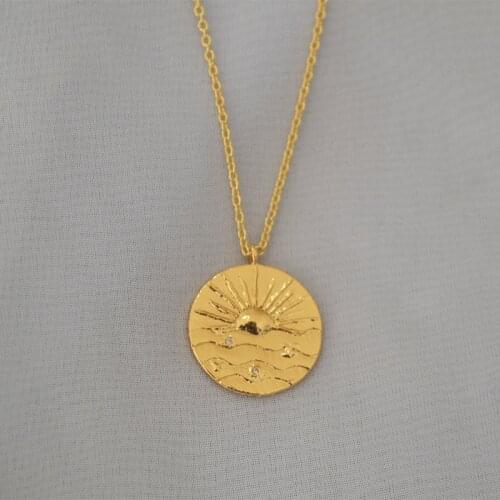 European and American Hand Carved sea wave sunrise retro Gold Coin Pendant short necklace chain woman