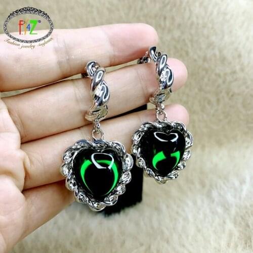 F.J4Z 2021 Trend Statement Earrings for Women Fashion Green Resin Stone Heart Party Earring Lady Vintage Jewelry Dropship