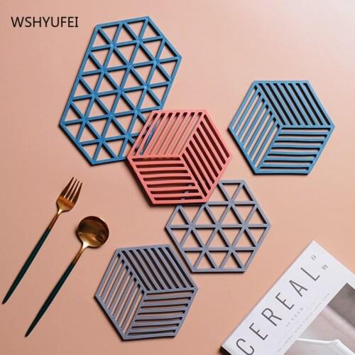 Nordic Creative Anti-scalding Waterproof Tray Household Table Mat Thicken Heat Insulation Bowl Mat Kitchen Plate Tea Coaster
