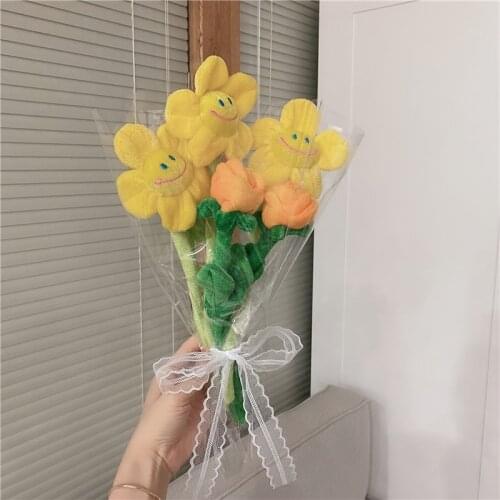 Super Cute Plush Smiley Face Sunflower Home Decoration Rose Simulation Fake Flower Girl Heart Decoration Photo Gift