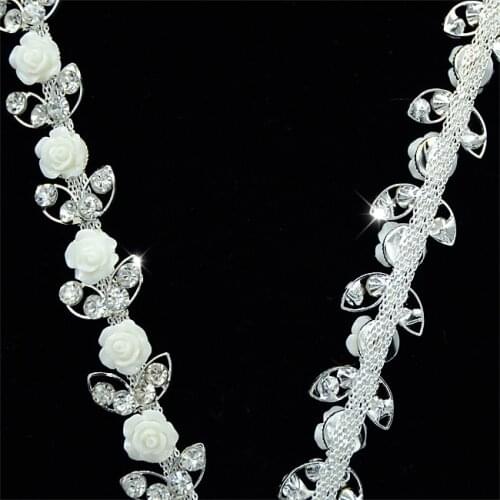 10Yards Rose Flower Lovely Rhinestones Trims Chain Crystal Glass Strass 3.3cm Sew On Rhinestone