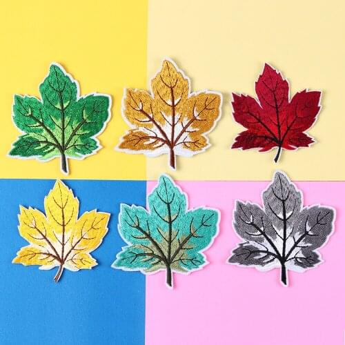 Maple leaf in autumn Patch Iron On Cartoon Patches For Clothing Cheap Sewing Embroidery Patches For Kids Clothes Appliques