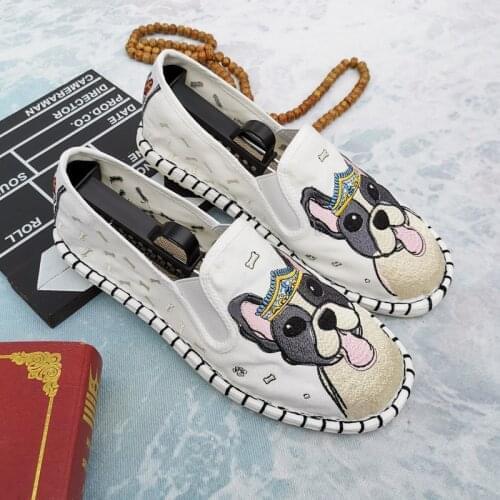 Cute Dog Slip on Flats Shoes Women Breathable Casual Womens Loafers Shoes Flower Chinese Embroidered Shoes White Mujer Pisos