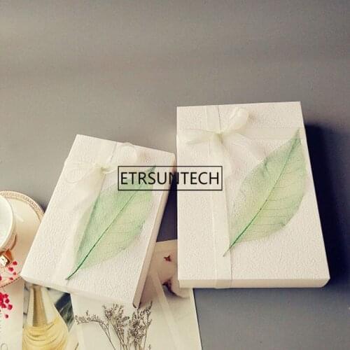 White Candy Box With Green Leaf Dessert Macarons Boxes Pastry Tea Cosmetic Makeup Gift Packaging Boxes