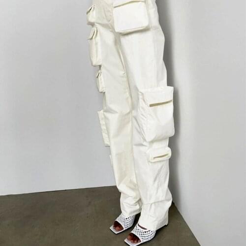 Kendou, the same blogger, heavy hand-stitched pocket high-waist straight-leg pants