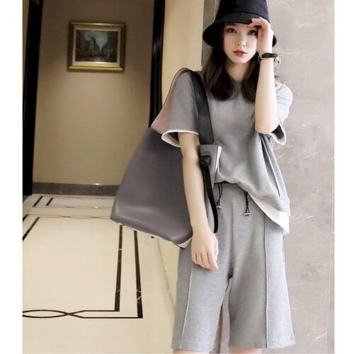 Womens Suits Fashion Sports Suits Summer T Shirt Short Sleeve Loose Pullover Sports Shorts Two Piece Sets Casual Oversized Sets