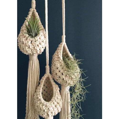 Hot sales 100% handmade macrame plant hanger flower /pot hanger for wall decoration countyard garden