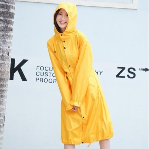Women Yellow Raincoat Long Adult Lightweight Travel Waterproof Raincoat Outdoor Impermeabile Pioggia Stylish Rain Gear MM60YY
