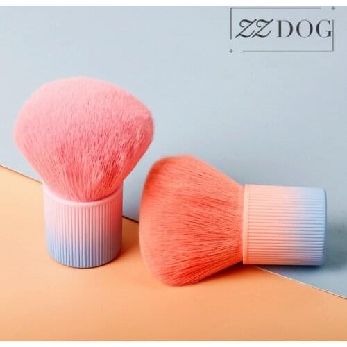 ZZDOG 1Pcs Pink Protable Cosmetic Tool Fluffy Soft Face Powder Blush Brush Gradient Short Handle Beauty Brush For Make Up