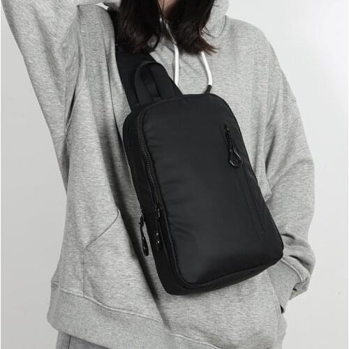 Black Men Chest Bag Waterproof Crossbody Bag Leather Outdoor Travel Messenger Pouch Unisex knapsack Men Casual Short Trip Bags