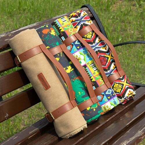 Outdoor Travel for 5-8 People Thickened Folding Portable Camping Mat Grounding Mat Beach Blanket