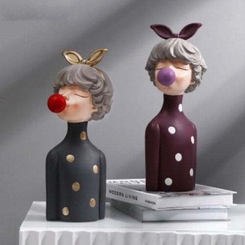 Nordic Moden Girl Resin Art Statue Home Decoration Sculpture Home Decoration Living Room Decor Tabletop Figurines Crafts Gifts