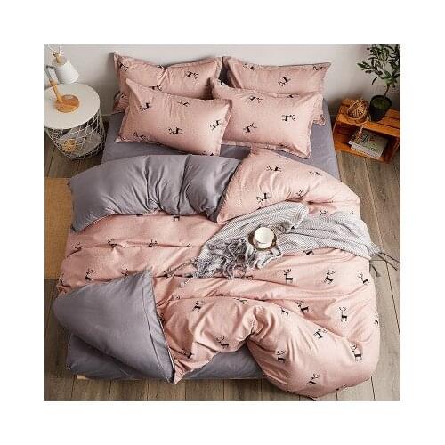 4PCS Beddingset Pink Strawberry Elk Printed INS Style King Queen Twin Size Quilt Cover Pillowcase Sheet Bed Cover