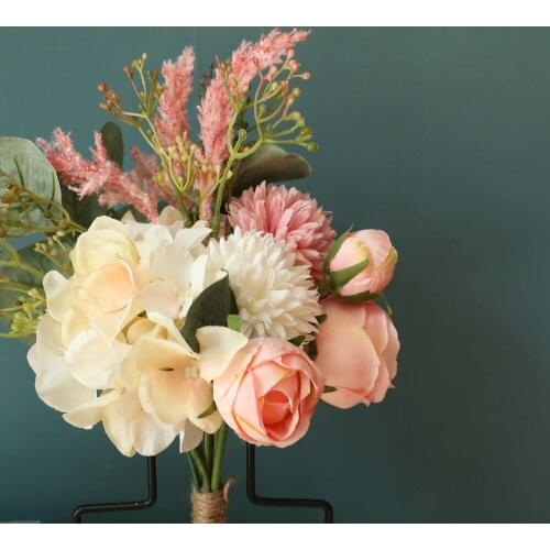 Romantic Simulation Silk Flower Artificial Plants Wedding Hold Flowers Bouquet Centerpieces Autumn Decorations Luxury Home Decor