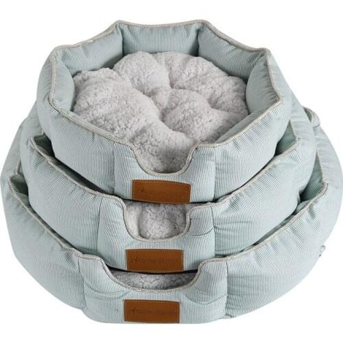 Pet Dog Striped Winter Keeping Warm Bed Mats Kennel Washable Breathable Beds For Dogs Cats DB750