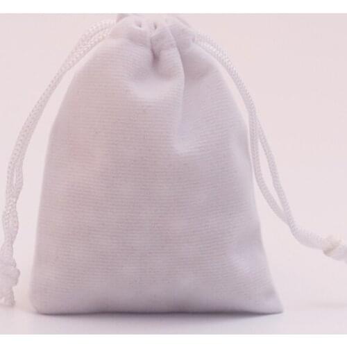 Hot Sale 50pcs/lot 7x9cm White Velvet Bag Small Jewelry Bag Favor Charms Jewelry Packaging Bags Velvet Drawstring Pouch Gift Bag