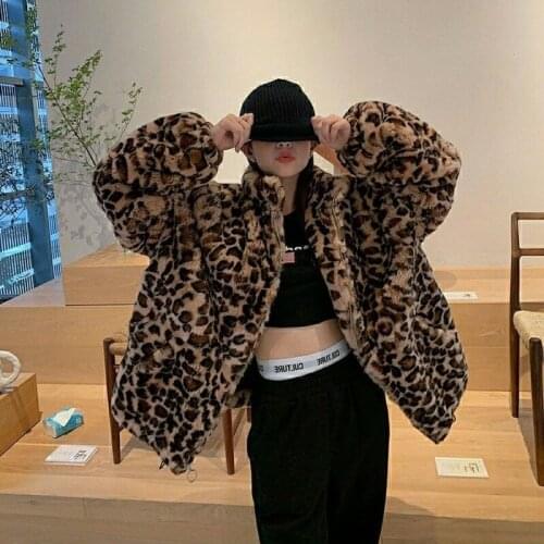 Plush Jacket Female Winter 2021 New Korean Fashion Loose Lamb Wool Faux Fur Leopard Print Warm Fur Coat Women Clothing X165