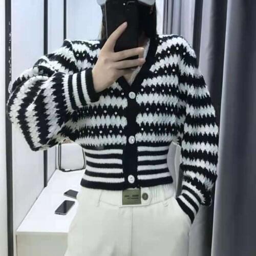 Runway Cardigan Crop Top White Black Argyle Knit Cardigan Women 2021 Autumn V Neck Batwing Sleeve Cropped Cardigan Sweater Coat
