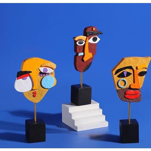 European Modern Creative Resin Ornaments Face Color Abstract Mask Living Room Porch Cafe Ornaments Home Decor Accessories