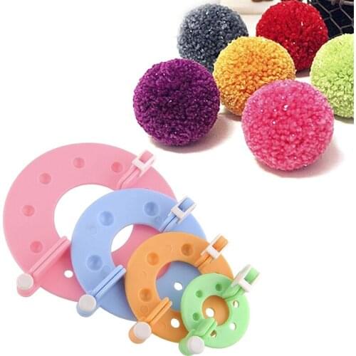 Knitting tools Woven Pomper Maker Kit Knitting Crafts Different Sizes Plush Ball Making Tool Plastic household knitting tools