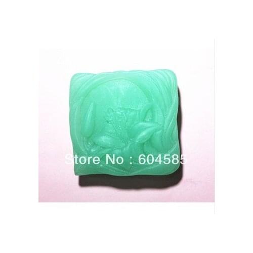 New greenish lily flower S0172 Craft Art Silicone Soap mold Craft Molds Handmade soap molds
