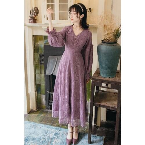 French Lace Dress Women Spring 2021 New Palace Retro Lace V-neck Ruffled Temperament Bubble Long Sleeved Elegant Dress Women