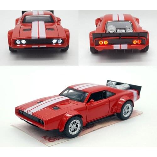 Diecast Model Cars 1/32 War Horse Alloy Simulation Metal Toy Collection Ornaments Sound and Light Pull Back Toy Car fidget toys