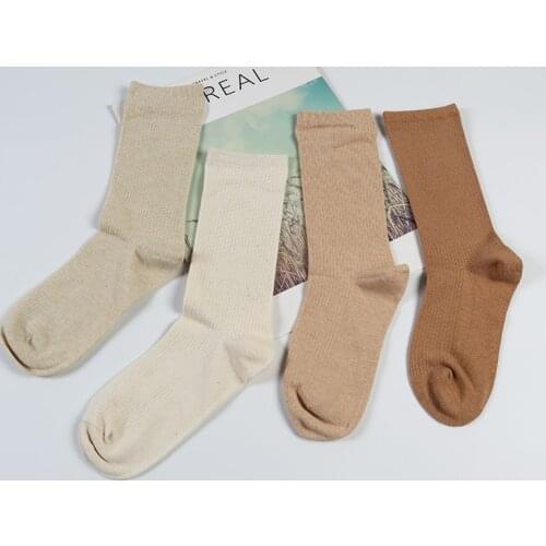 DONG AI Hot Sale Simple Womens Colored Cotton Solid Socks Girls Fashion Socks Spring And Autumn Casual Comfortable Female Socks