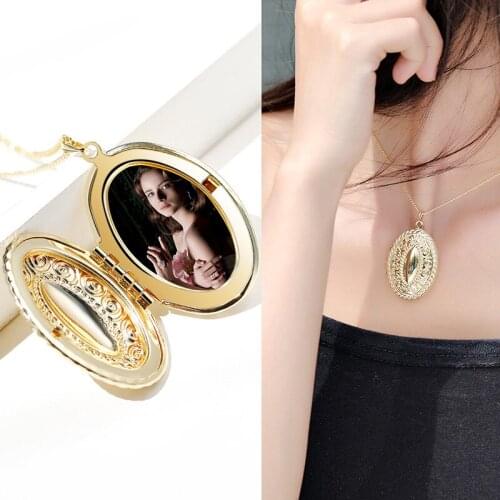 Zavorohin 2020 New Elegant Oval Shape Carving Floating Locket Pendant Living Photo Frames Necklaces Women Jewelry