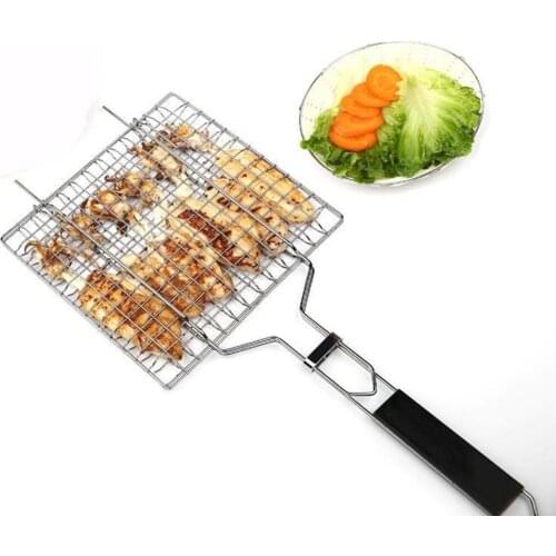 Hot Sale Iron Wire Barbecue Grilling Basket BBQ Net Wooden Handle Meat Fish Clip Holder For Vegetable Steak Meat Picnic Party
