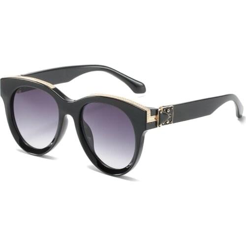 Luxury Brand Designer Oval Sunglasses Women Men Fashion Vintage Popular Travel Driving Sun Glasses For Female UV400 Shades Gafas