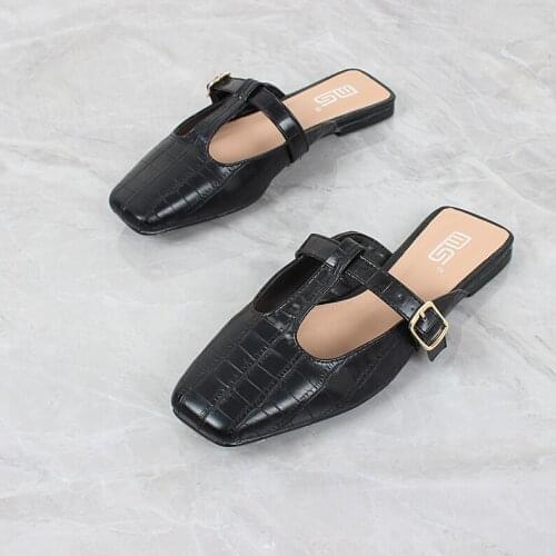 Womens slippers summer 2020 new fashion large size female flats daily European and American style outside comfortable shoes 1cm
