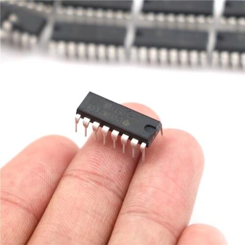 10pcs/lot CD4511BE / HCF4511 / HEF4511 / BCD Code - Seven-segment Code Converter Drives DIP-16