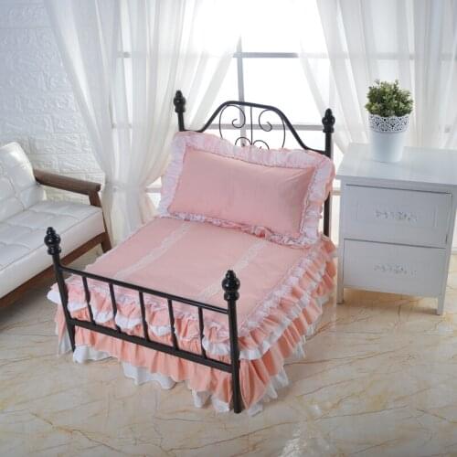 Luxury kennel luxury wrought iron pet bed art dog bed with bed and bedding