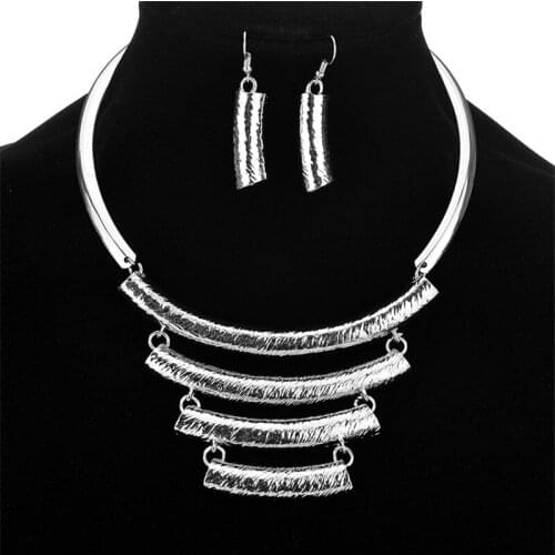 Fahion Metal Jewelry Geometric Necklace Earrings Set Women Exaggerated Necklace Punk Collar Female Accessories