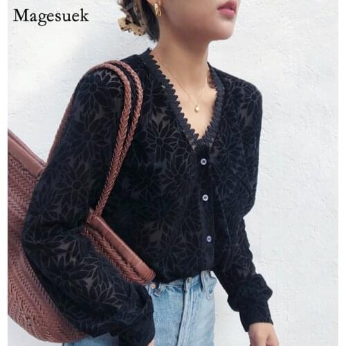 New Fashion Sexy Black Shirt V-neck Lace Patchwork Autumn Long Sleeve Women Blouse Casual Elegant Women Tops Blusas Mujer 11358
