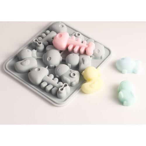 8-hole Silicon Mold for Soap Making Cartoon Fish Bone Chicken Ice Box Cheese Jelly Chocolate Silicone Mold Fondant Cake Mold