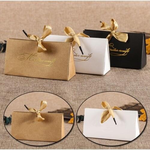 1Pcs New Gift Boxes Bags Candy Box Paperboard Triangle Shape Wedding Favor Gift Boxes for Wedding Decoration Party Supplies