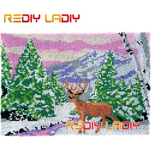 Latch Hook Rug Kits Deer in Snow Plush Wall Hanging DIY Carpet Rug Chunky Yarn Arts Cushion Crocheted Floor Mat Hobby & Crafts